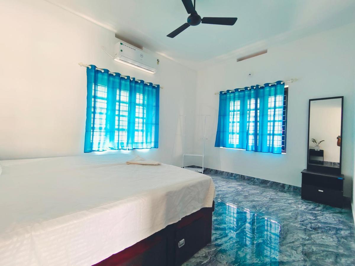 Malhar Marari Homestay Марарикулам Екстериор снимка