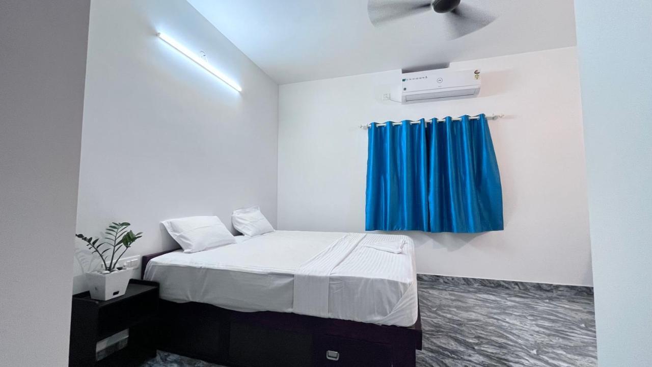 Malhar Marari Homestay Марарикулам Екстериор снимка