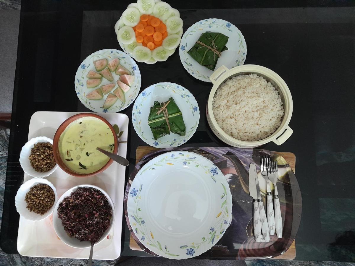 Malhar Marari Homestay Марарикулам Екстериор снимка